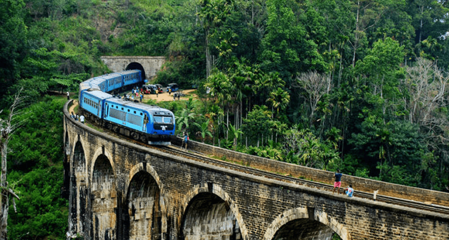 Sri Lanka train on bridge